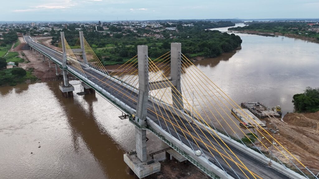 Marabá Decreto proíbe o tráfego de veículos de carga na Ponte Dona